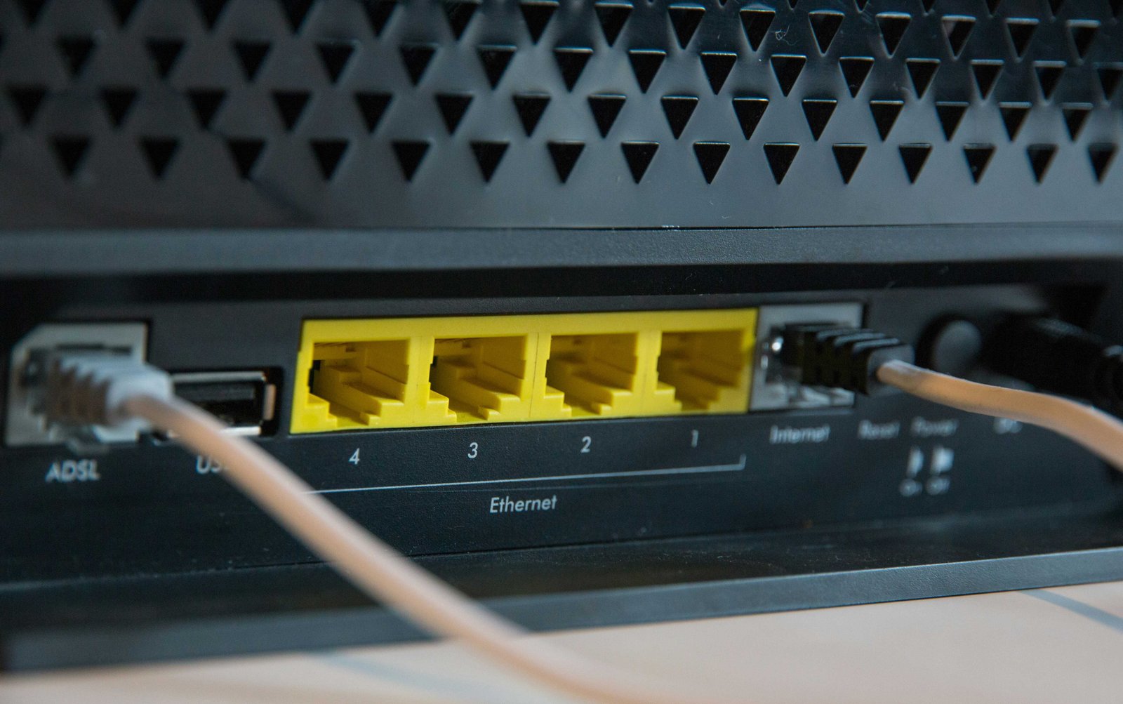 Ethernet network switch wiring